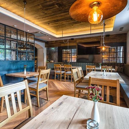 Brueckenwirt Hotell Hallein Eksteriør bilde