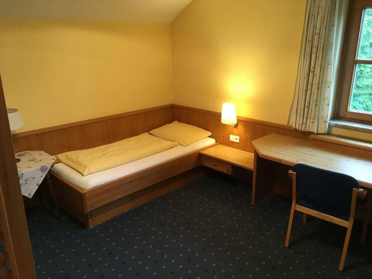 Brueckenwirt Hotell Hallein Eksteriør bilde