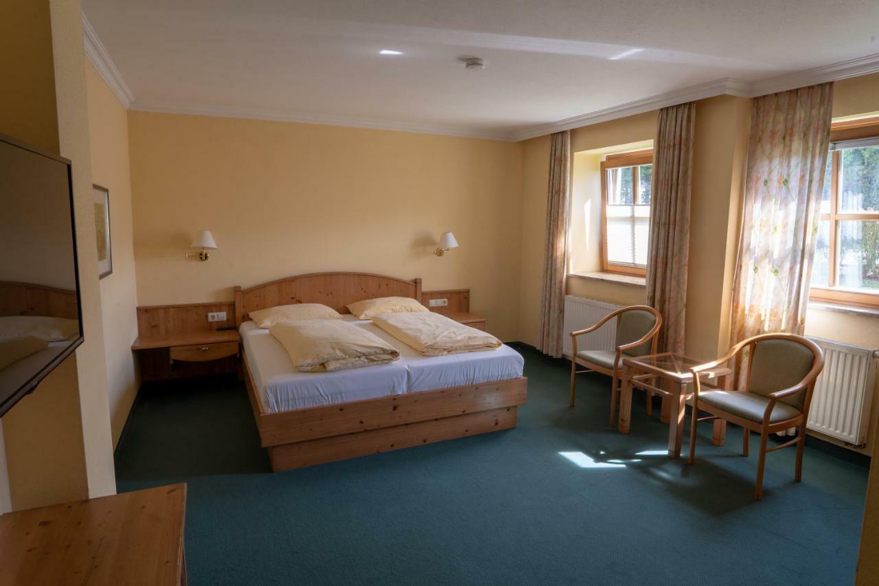 Brueckenwirt Hotell Hallein Eksteriør bilde